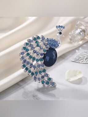 Sparkling Blue Peacock Rhinestone Brooch Pin